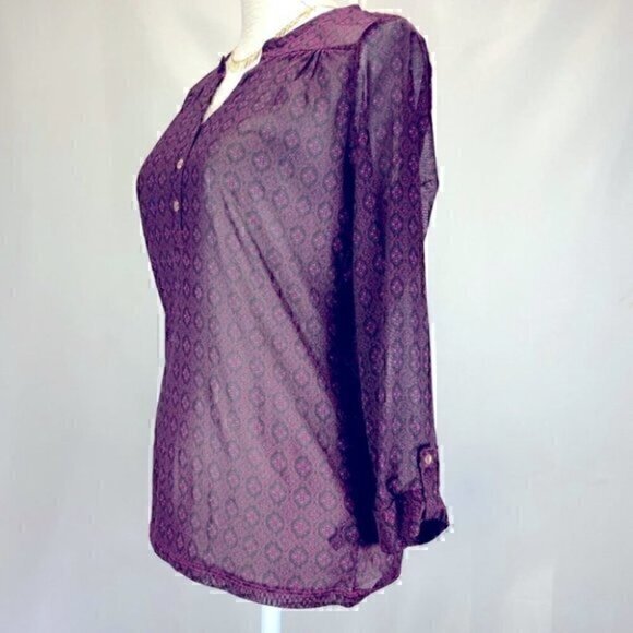 The Limited Semi Sheer Long sleeves With Roll-Tab Cuffs Blouse (size Small) - Picture 2 of 10